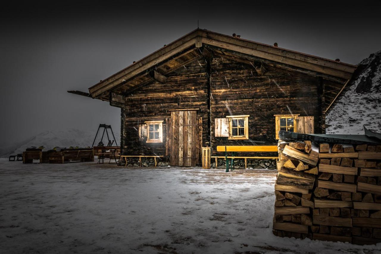 Kashuette Hochzillertal Hotel คัลเทนบาค ภายนอก รูปภาพ